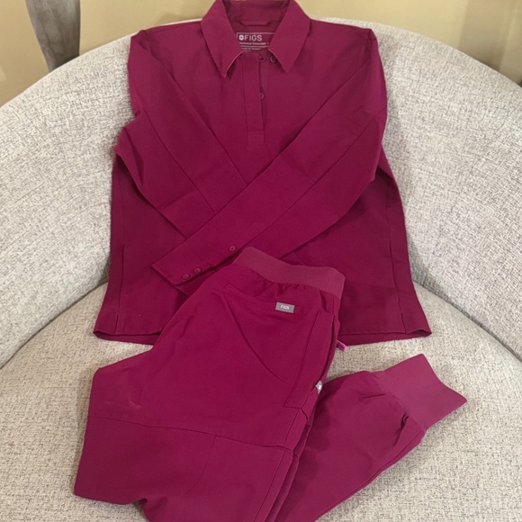 Figs Scrub Set - Picture 1 of 5